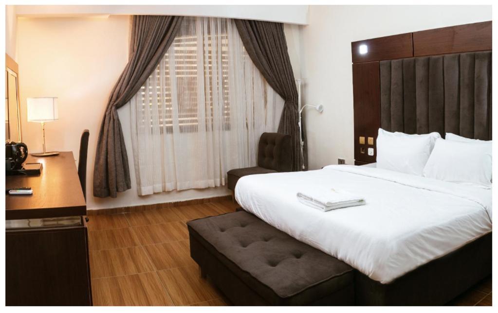 Grand Amari Hotels And Resort Owerri Esterno foto